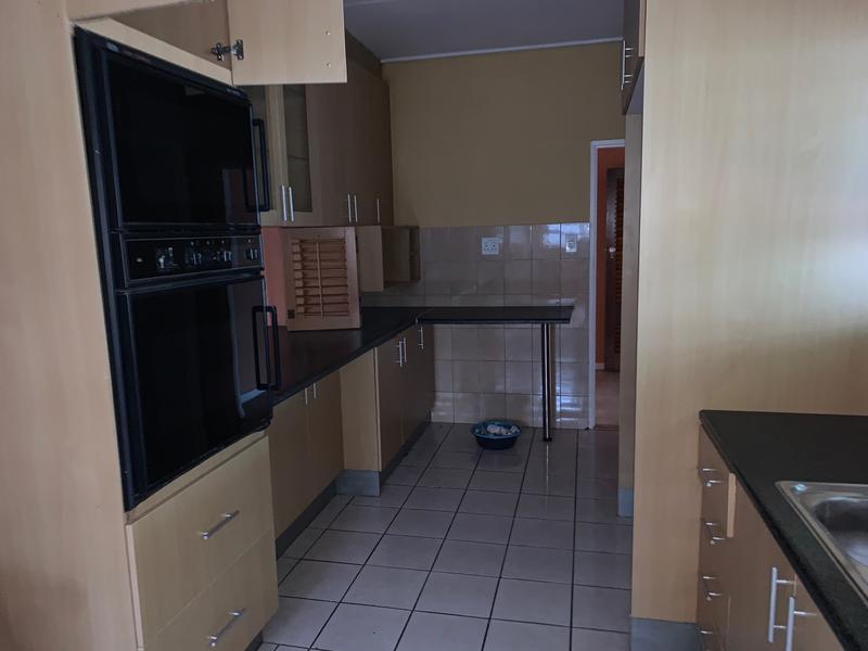 4 Bedroom Property for Sale in Monte Vista Western Cape